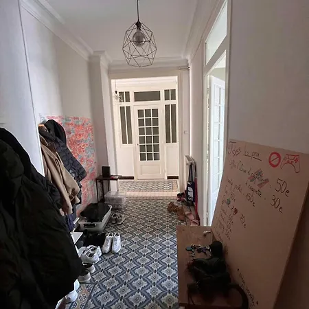 Dans Un A 2 Minutes A Pied De La Gare Et Gem Habitación en casa particular *